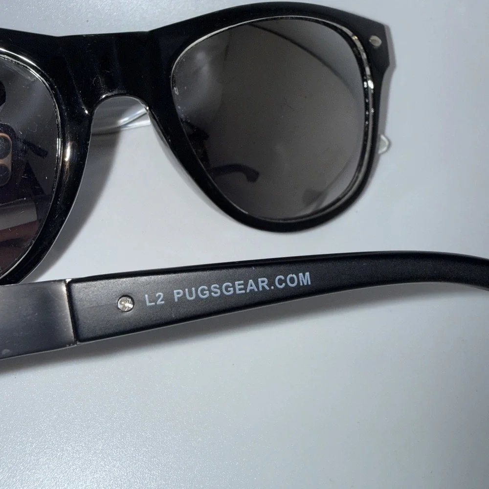 Lot of 2 Pairs PUGS Authentic Sunglasses Black Frames Mirror & Black Lens-Invest